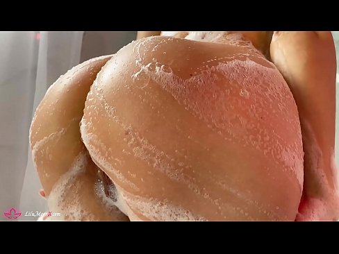 ❤️ Brunette si masturba a figa cù un vibratore per un orgasmu intensu in a doccia Video cazzo à noi % co.cbddeluxe.top%