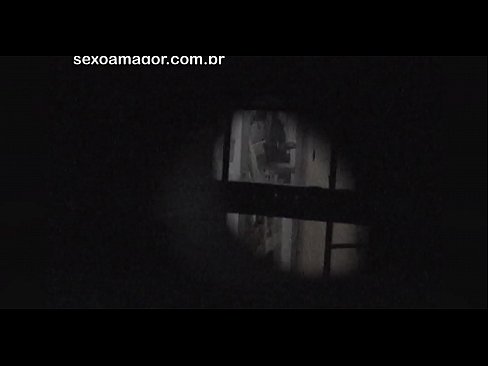 ❤️ Blondie hè videoregistrata in segretu da un voyeur di u quartieru nascostu daretu à i mattoni cavi Video cazzo à noi % co.cbddeluxe.top%